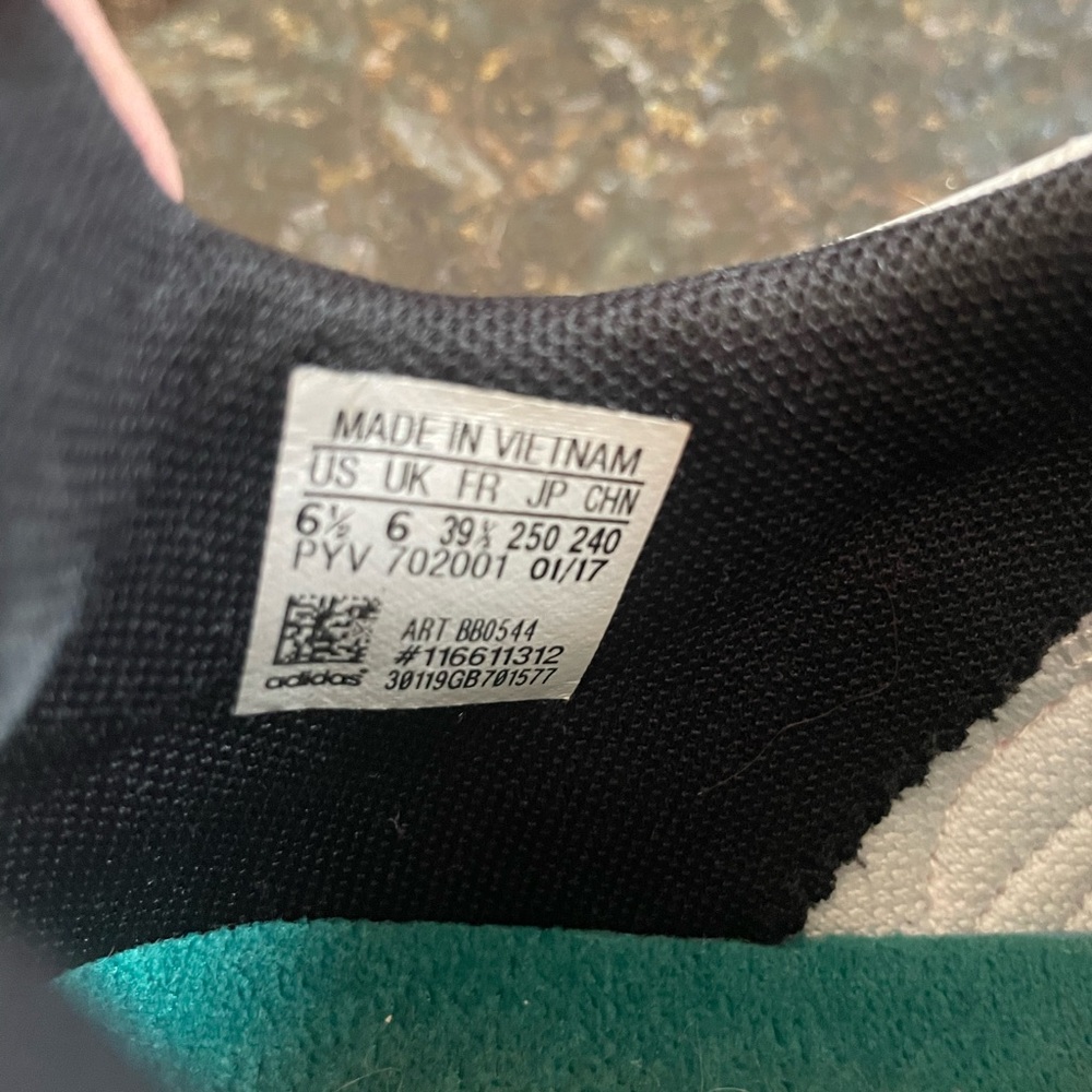 Adidas EQT ADV Shoes in White and Black - Picture 4 of 4